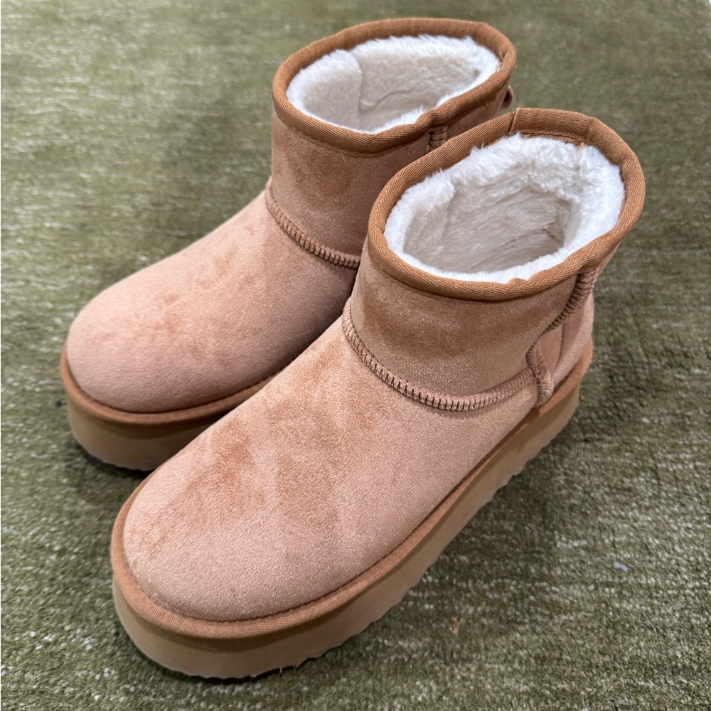 Steve Madden Tan Suede Winter Boots